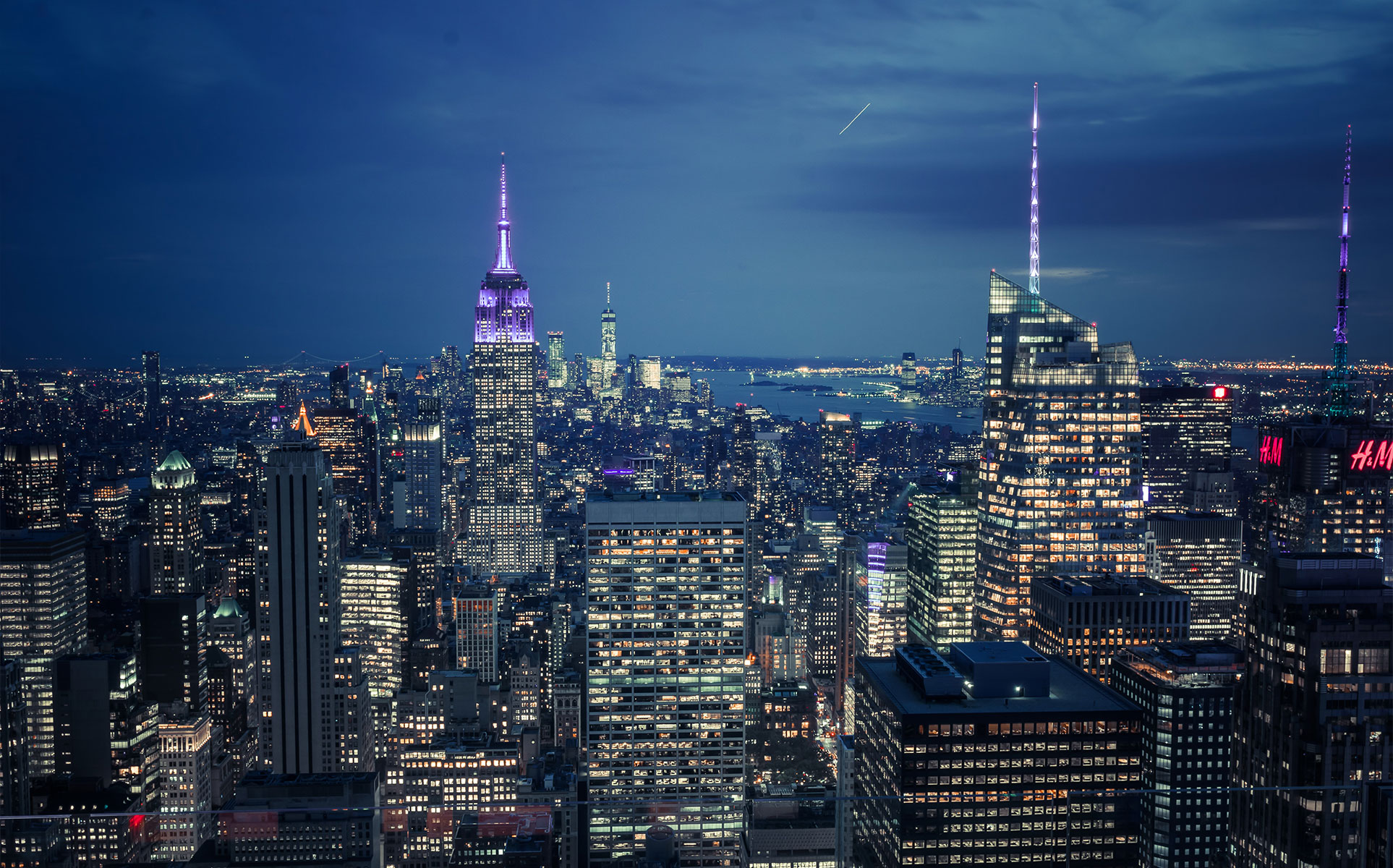 Silverman page background